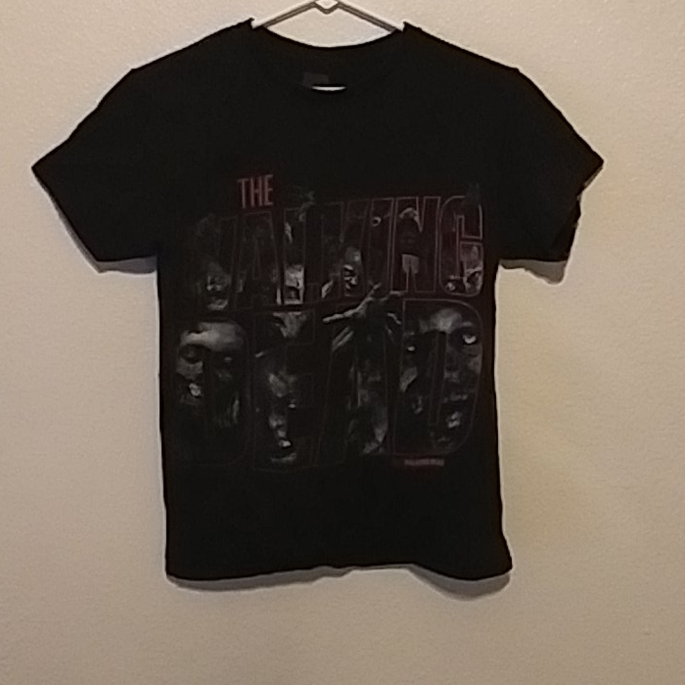 AMC Walking Dead tee sz SM
